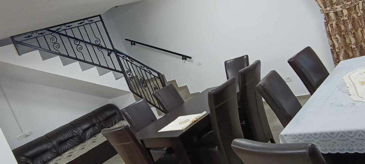 הוילה מויסי Casuta Din Livada מראה חיצוני תמונה